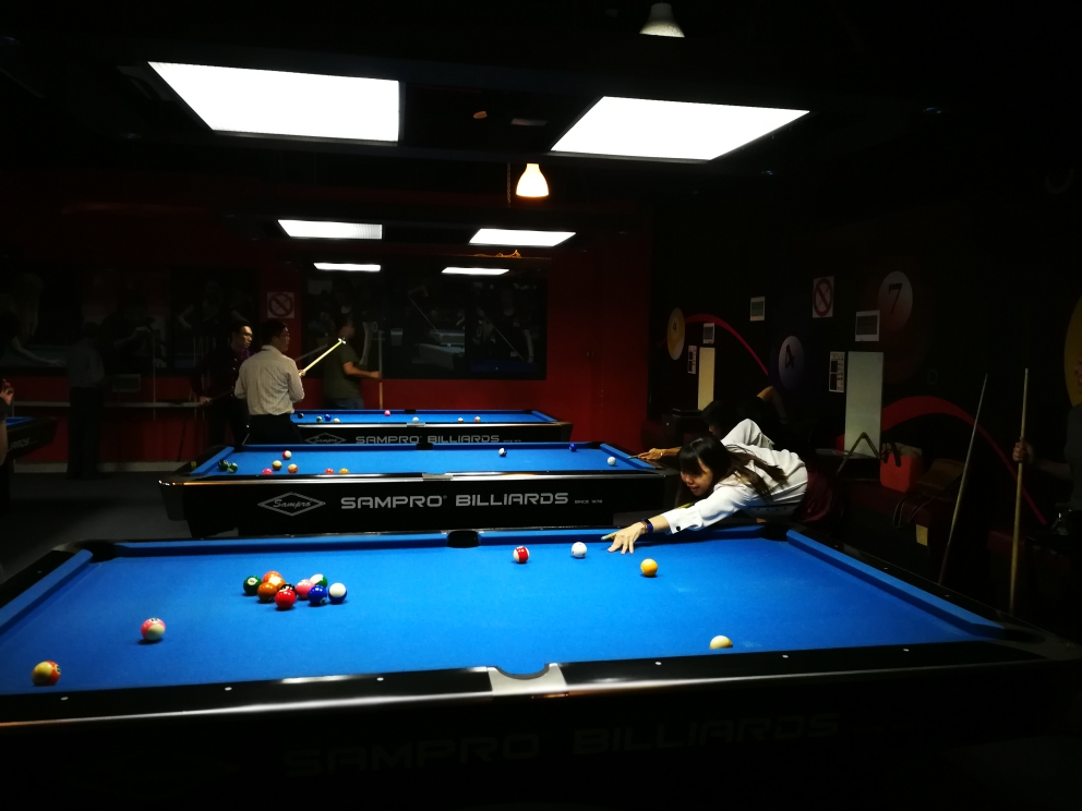 moe indoor pool